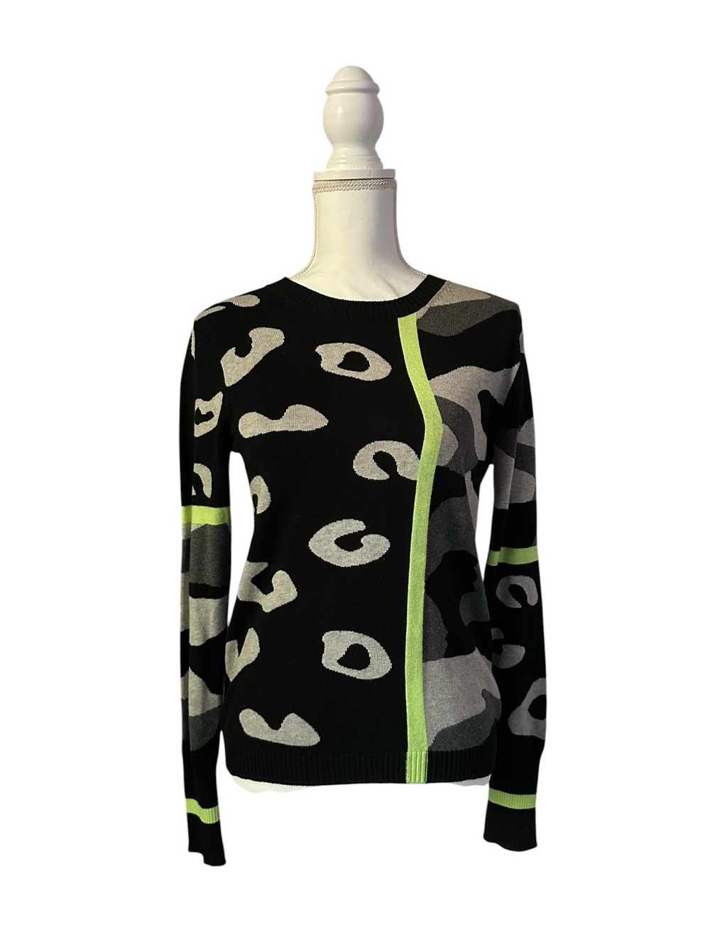WISPR by Brodie Cashmere Black, Gray & Neon Green Leopard-Print Crewneck Sweater - Picture 2 of 7
